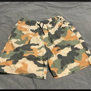 Old Navy StretchTech Water Repellent Jogger Shorts